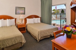 Americas Best Value Inn Loma Lodge - Guest Room with 2 Double Beds